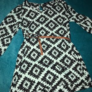 NWOT Justify XL mint and black dress with belt